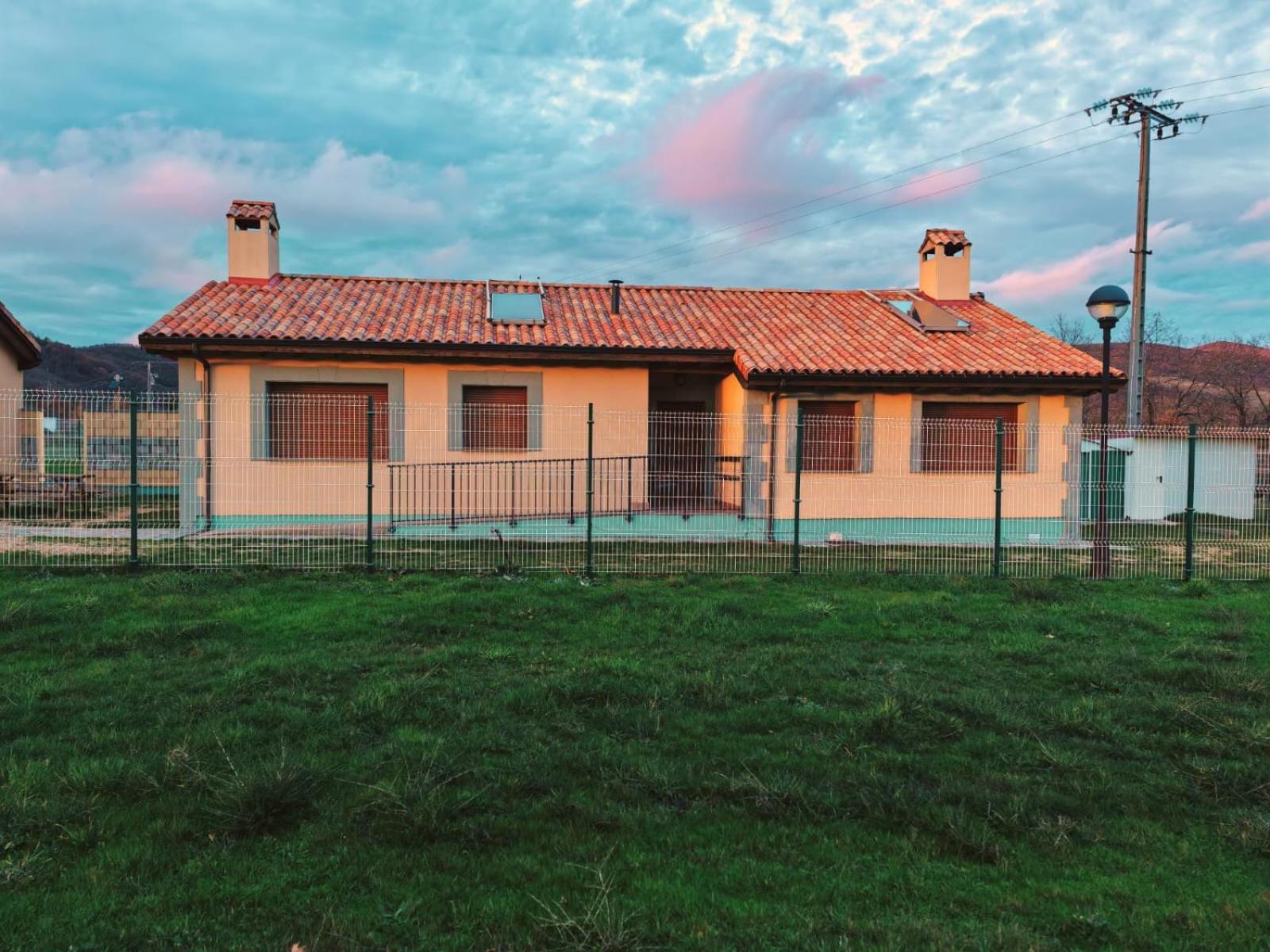 Casas Rurales Cuatro Valles Naredo de Fenar Extérieur photo